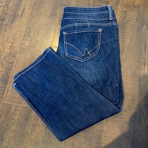 Bottoms Up Skinny Jean Capris Warehouse One